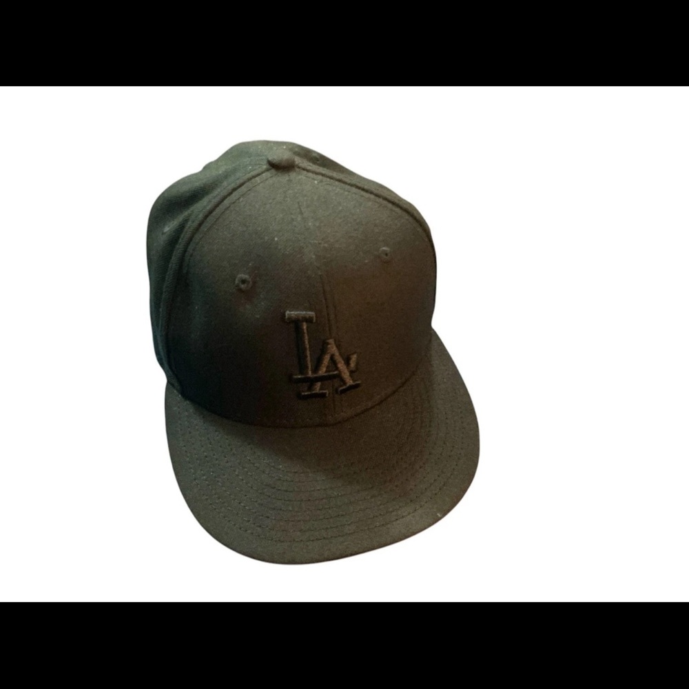 Los Angeles Dodgers New Era 59FIFTY Black Tonal Fitted Size 7 1 /4  Hat Cap